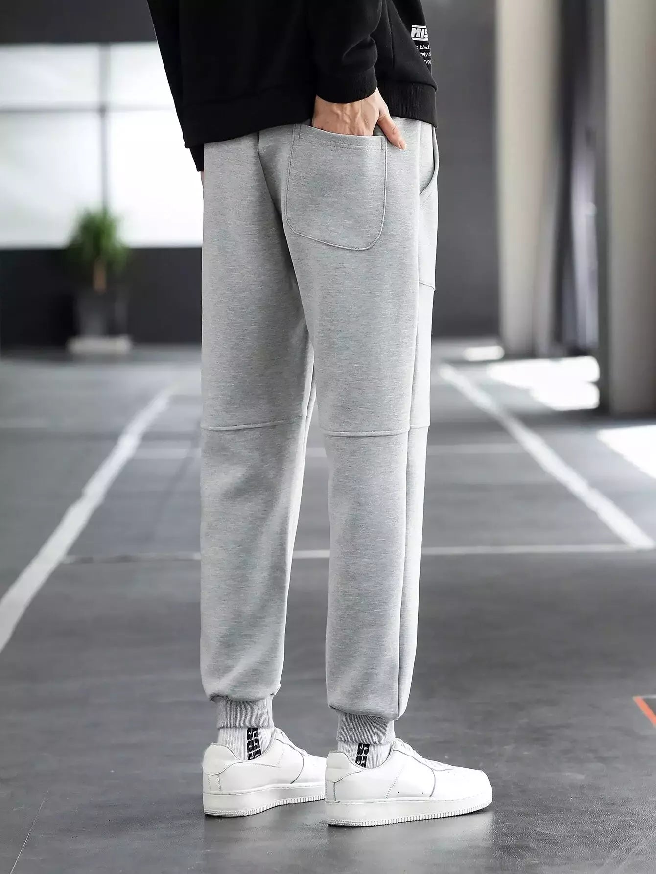Men in joggers hotsell