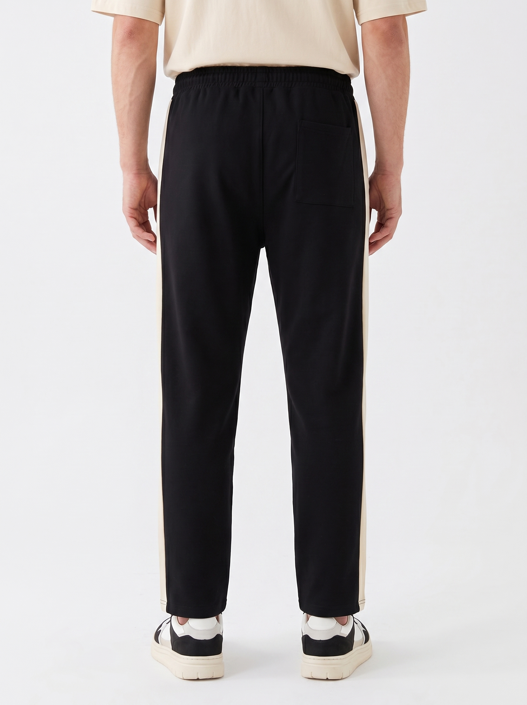 Voyage Straight Fit Joggers