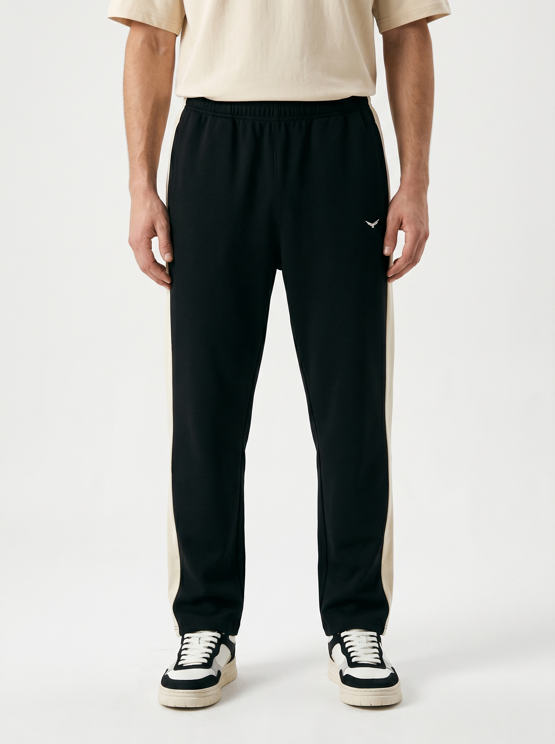 Voyage Straight Fit Joggers