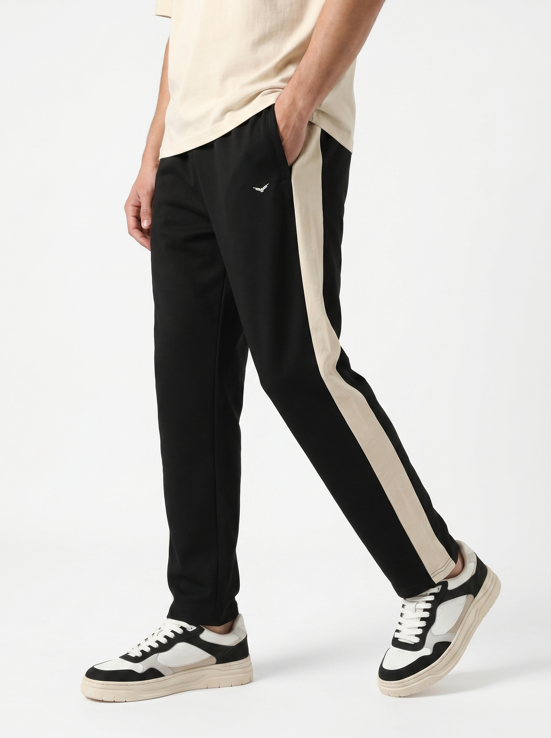 Voyage Straight Fit Joggers