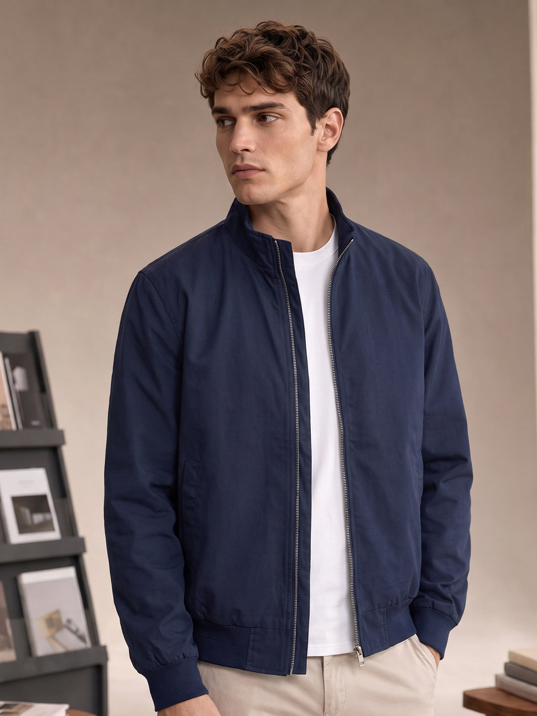 Stand Collar Bomber