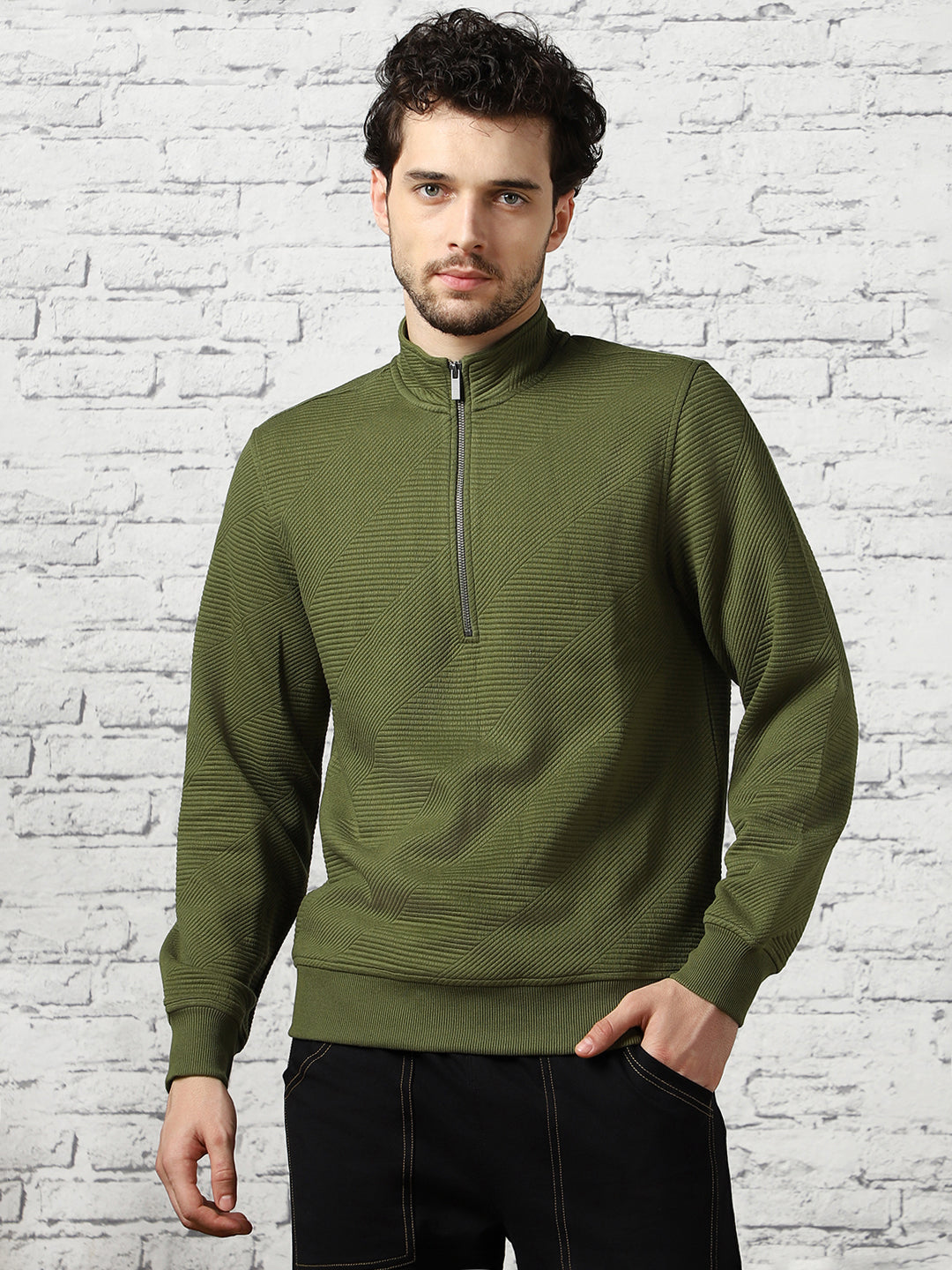 Avocado Zigzag  Quilted Zip-Up Sweatshirt