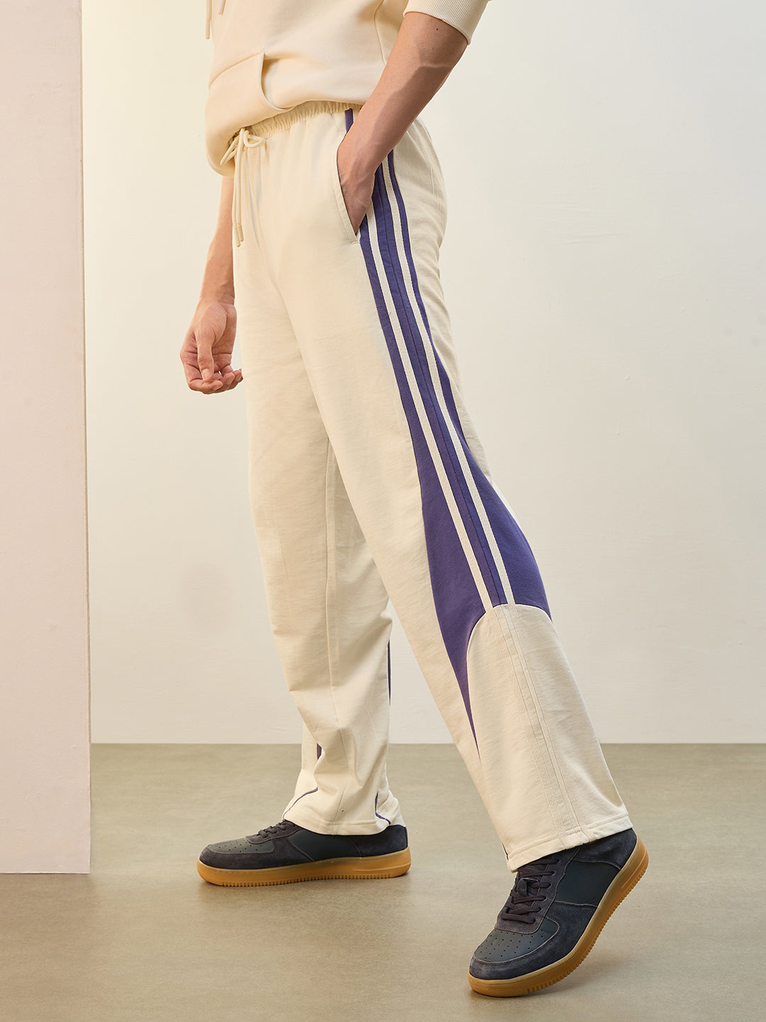 Outbound Straight Fit Joggers