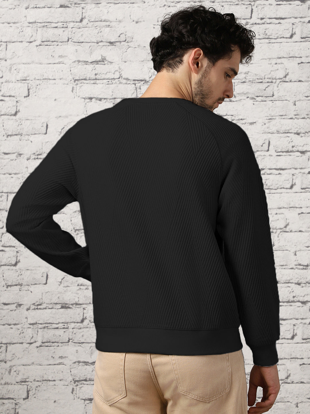 Black Zigzag Quilted Sweatshirt
