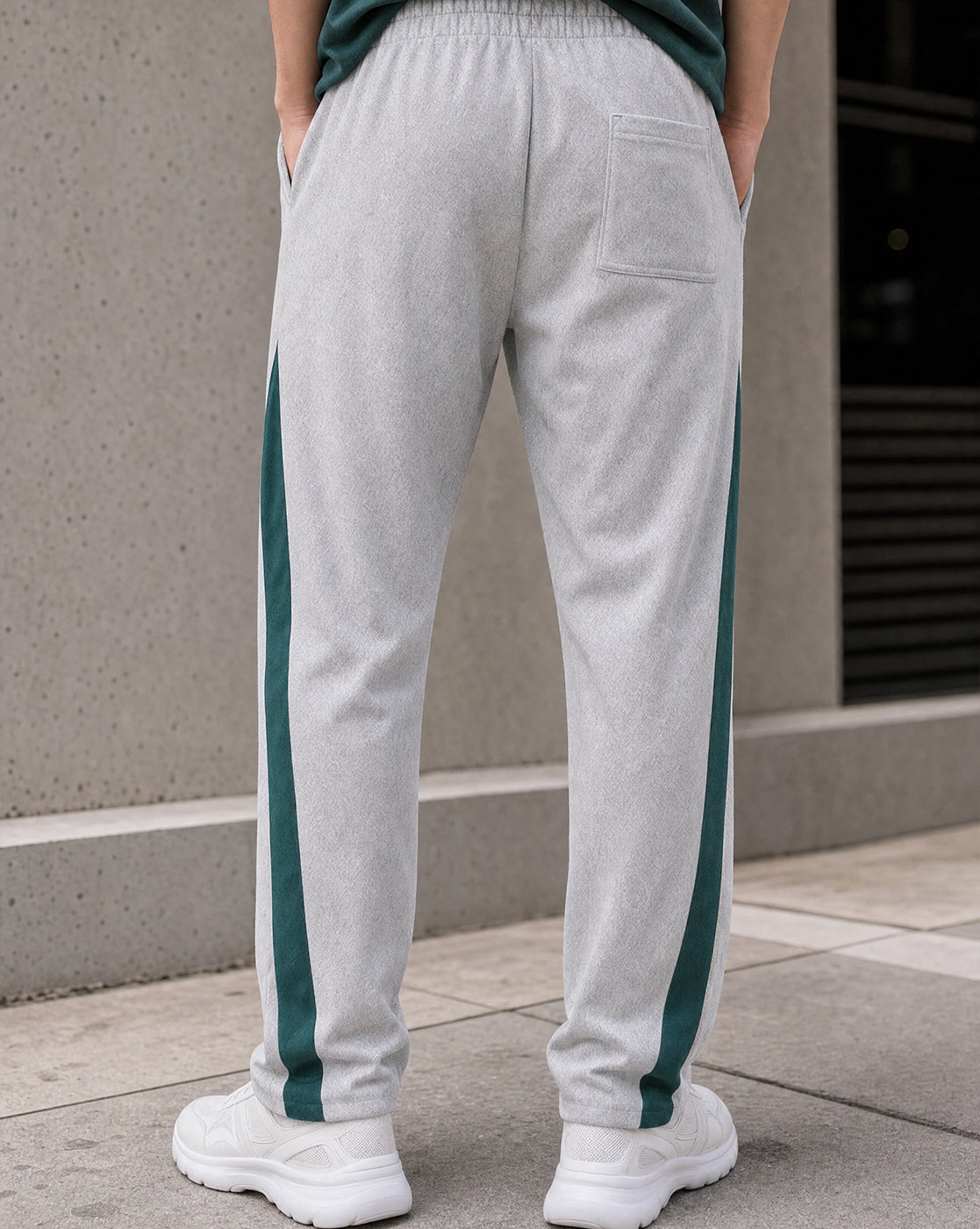 Chicago Straight Fit Joggers