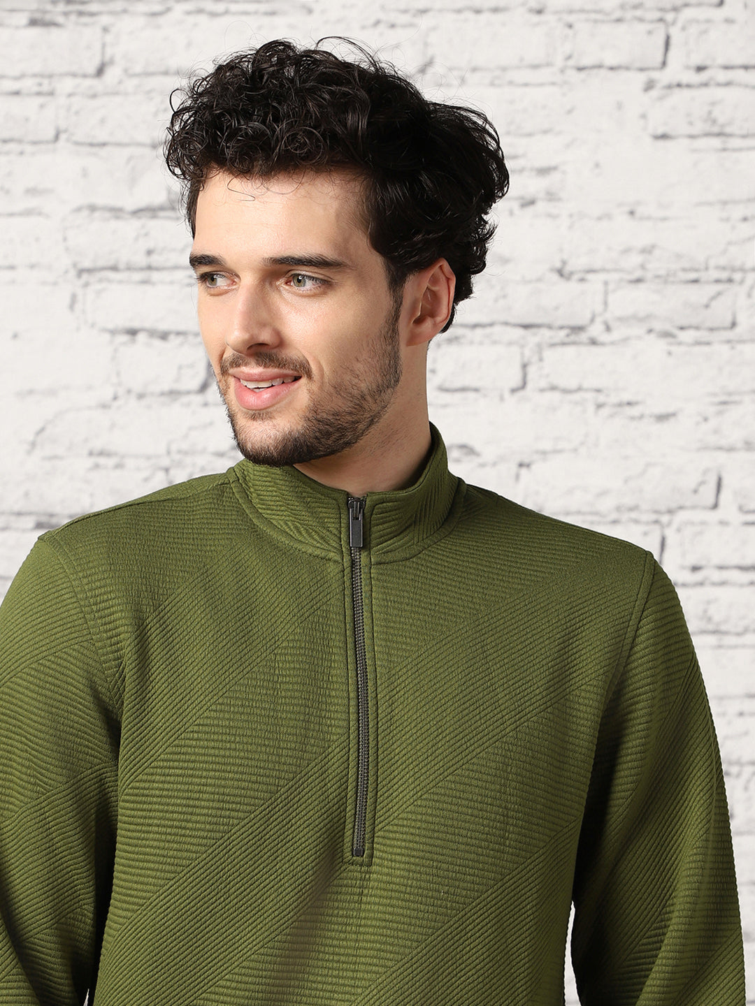 Avocado Zigzag  Quilted Zip-Up Sweatshirt