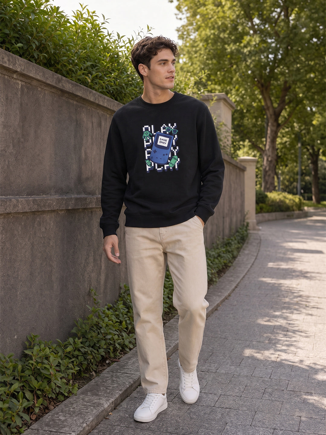 Play Classic  Sweatshirt