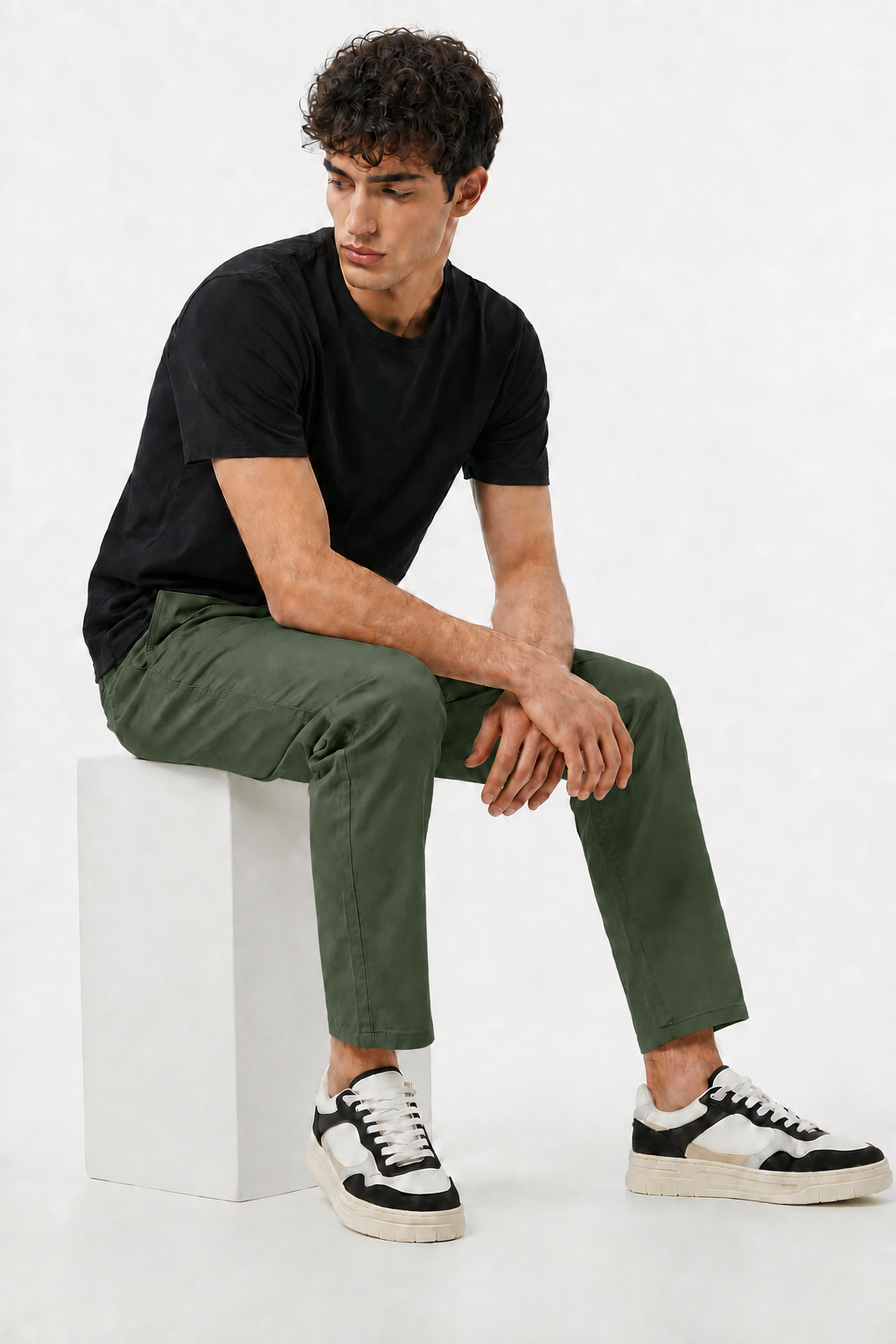 Classic Stretch Chinos