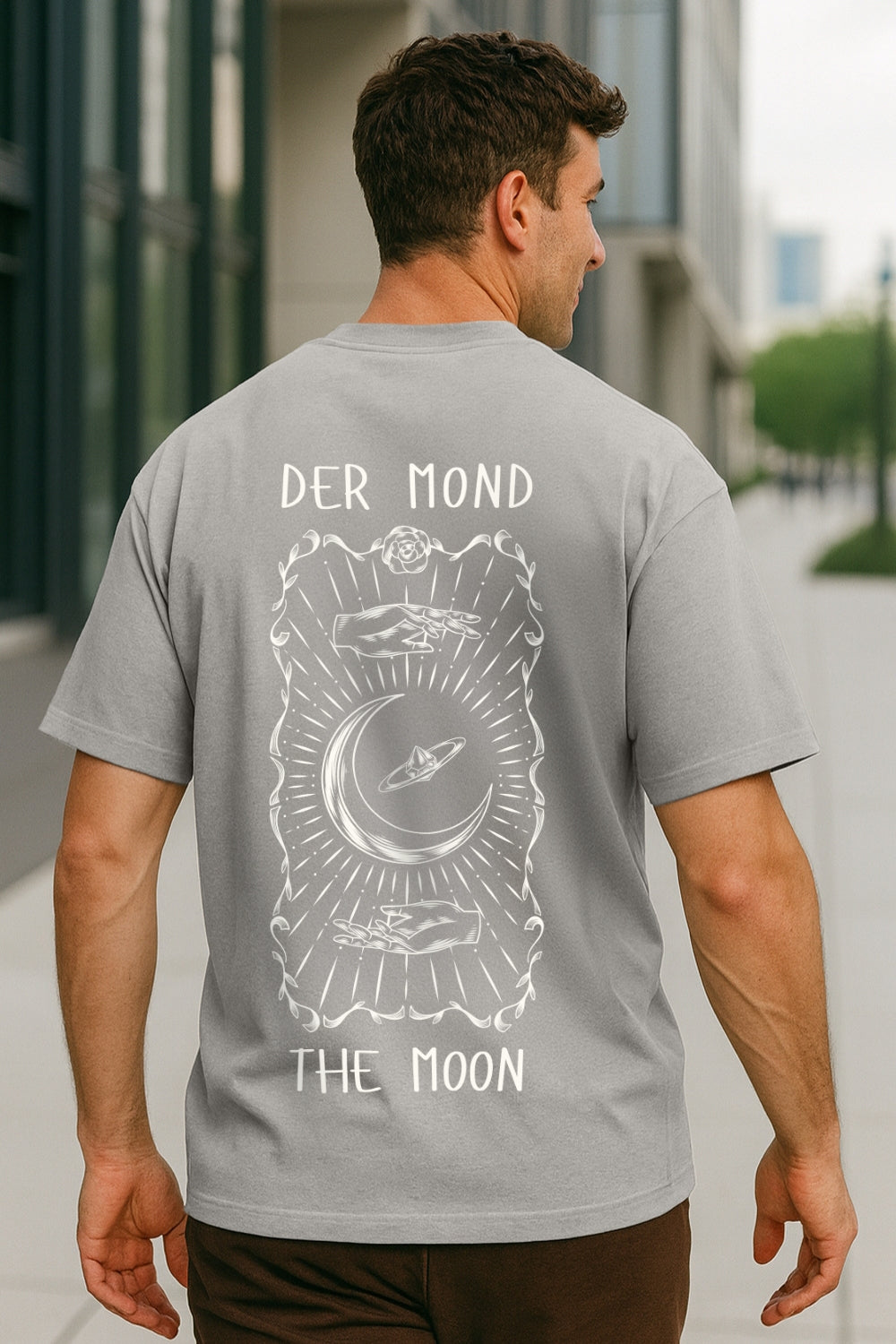 Der Mond Oversized T-Shirt
