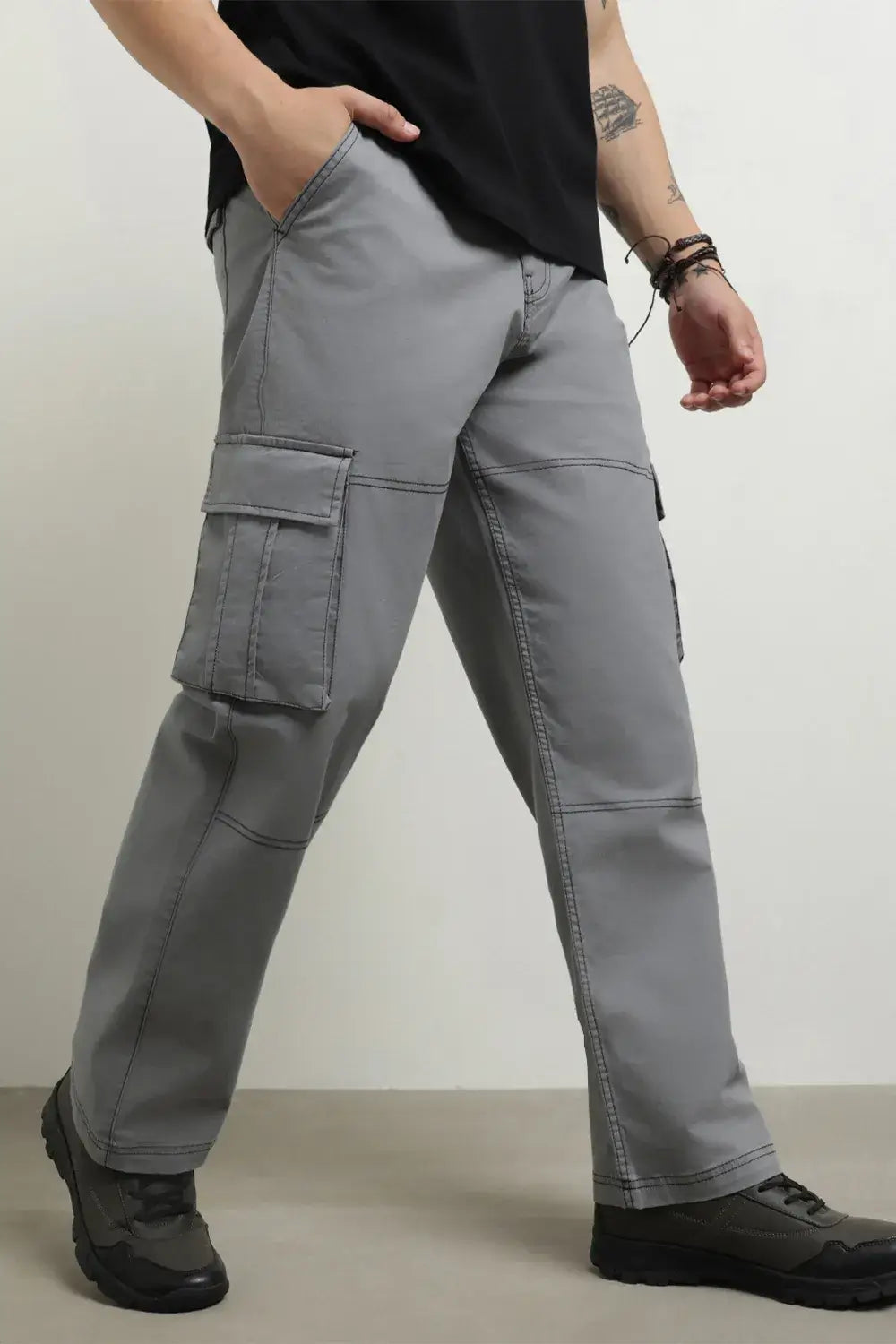 Classic Straight Fit Cargo Pants