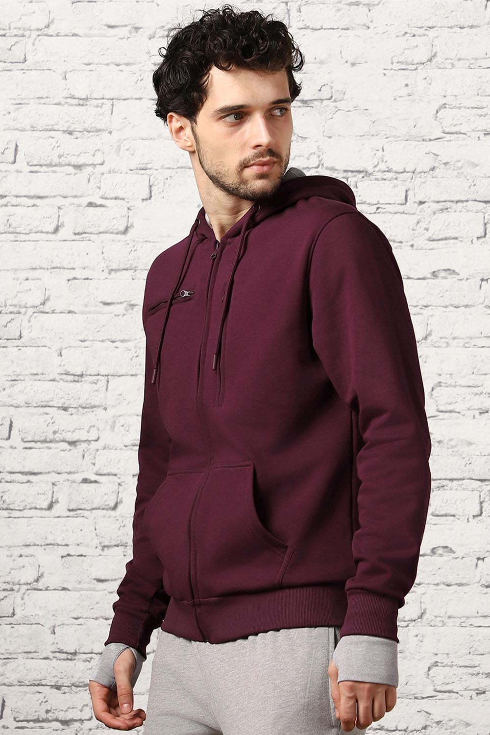 Nobero™ - The Ultimate Travel Hoodie Packed With 15 Never Seen Features