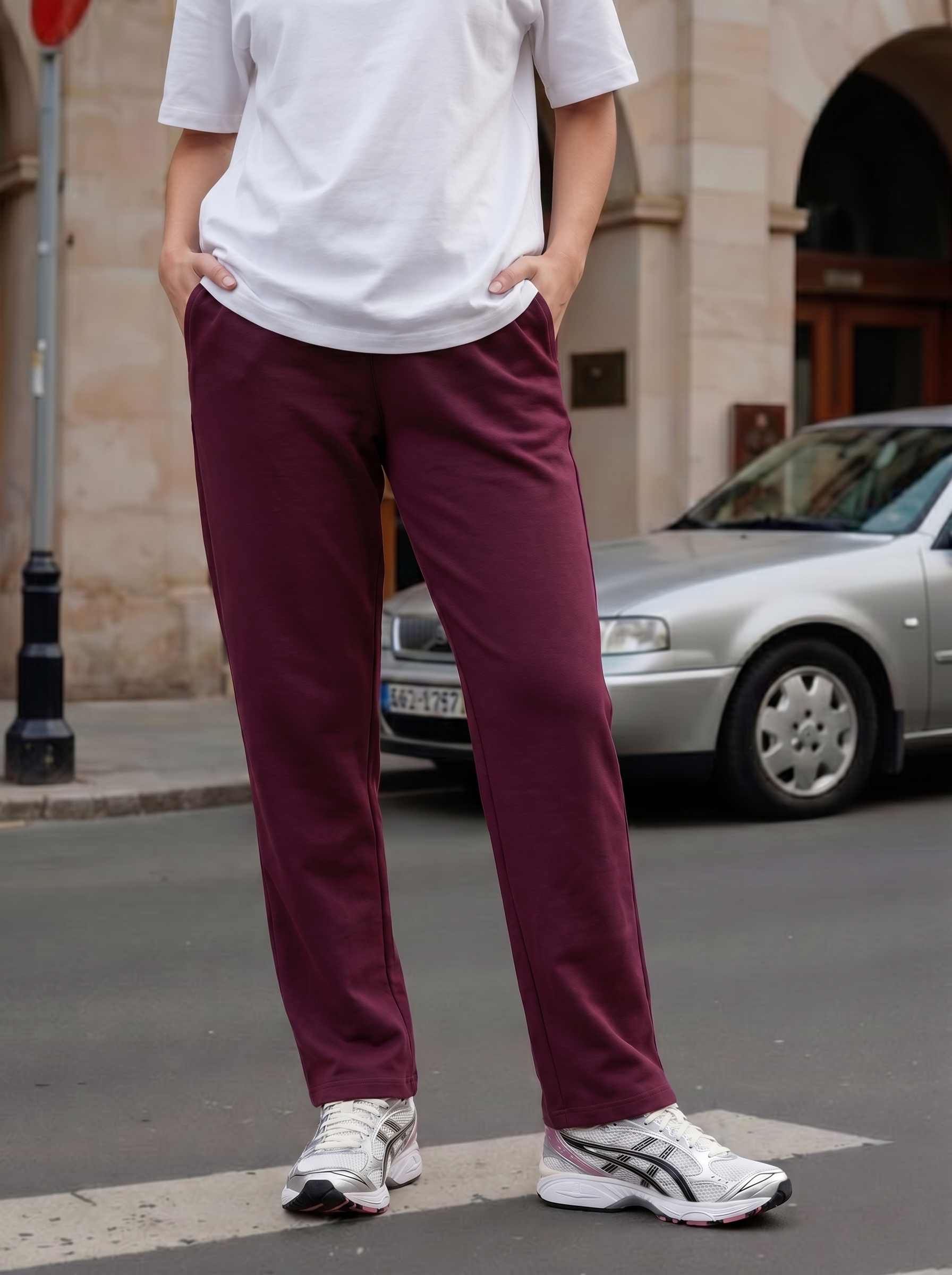 Classic Women’s Joggers