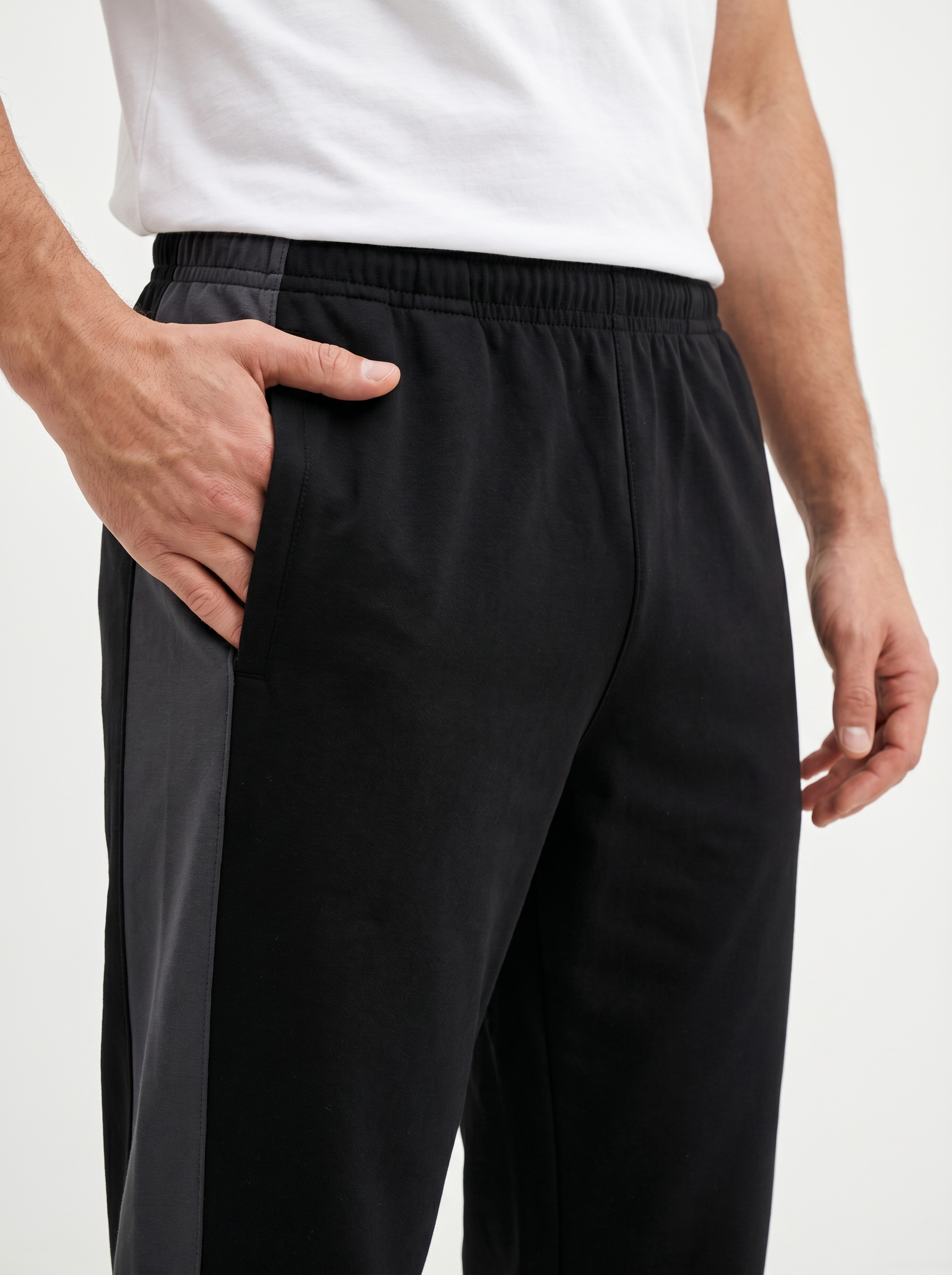 Transit Straight Fit Joggers