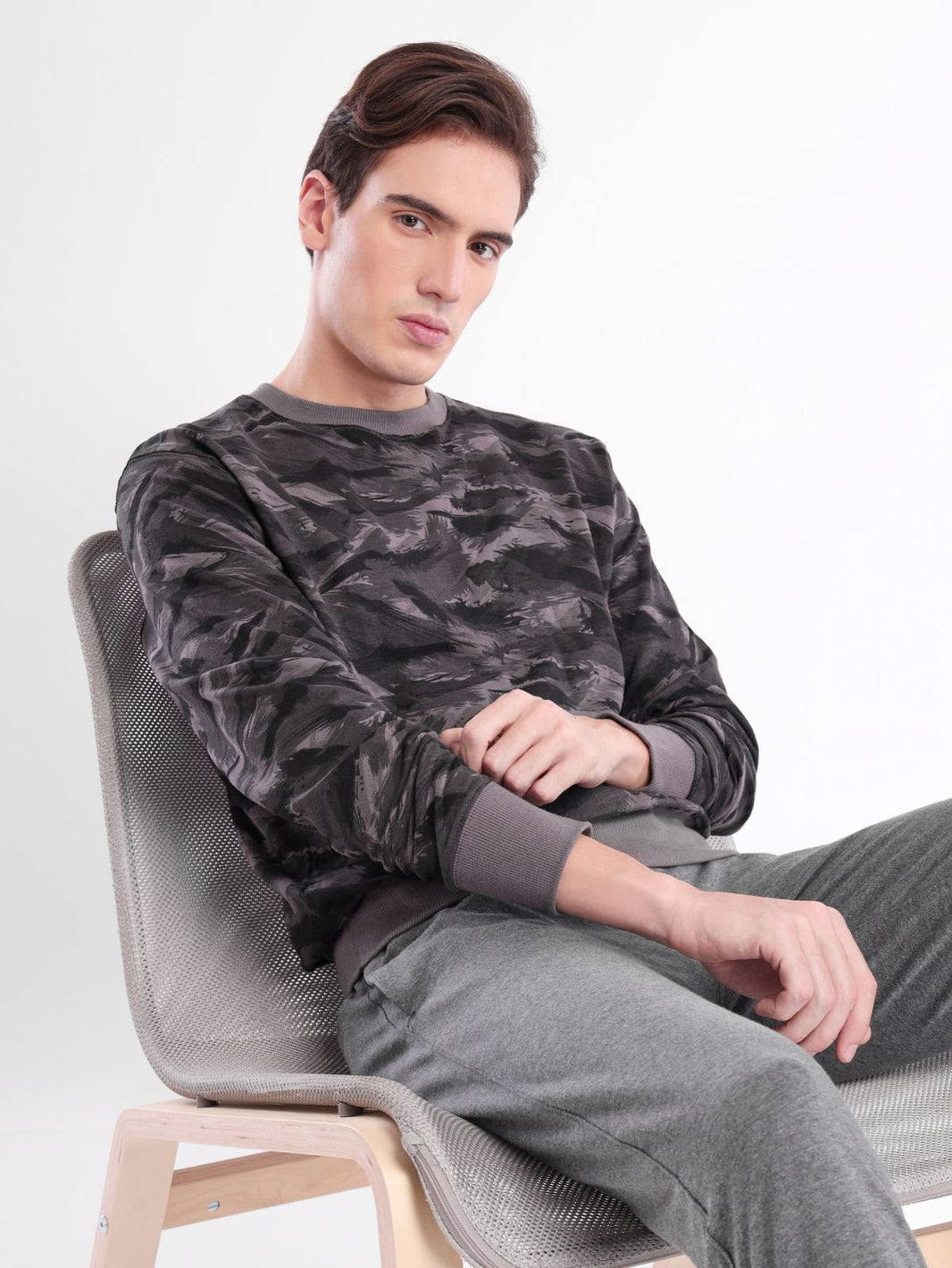 Classic Sweatshirts – Nobero